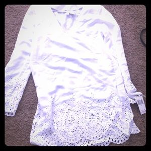 Kenneth Cole reaction white cover up size large